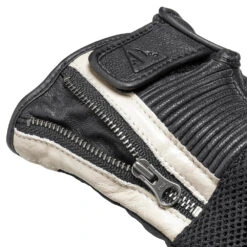 Triumph Raven Mesh Gloves 9 Triumph Raven Mesh Gloves -Motorcycle Equipment Store MGVS18130 TriumphRavenmeshGloveDETAIL