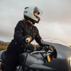 Merlin Harriet Ladies Jacket Black 9 Merlin Harriet Ladies Jacket Black -Motorcycle Equipment Store MerlinHarrietLadiesJacketBlackME MTP118BLKLifestyle