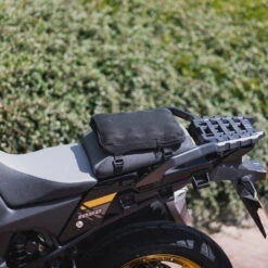 Oxford Air Seat (Pillion & Enduro) -Motorcycle Equipment Store OxfordAirSeatPillion EnduroOX884SeatInUse