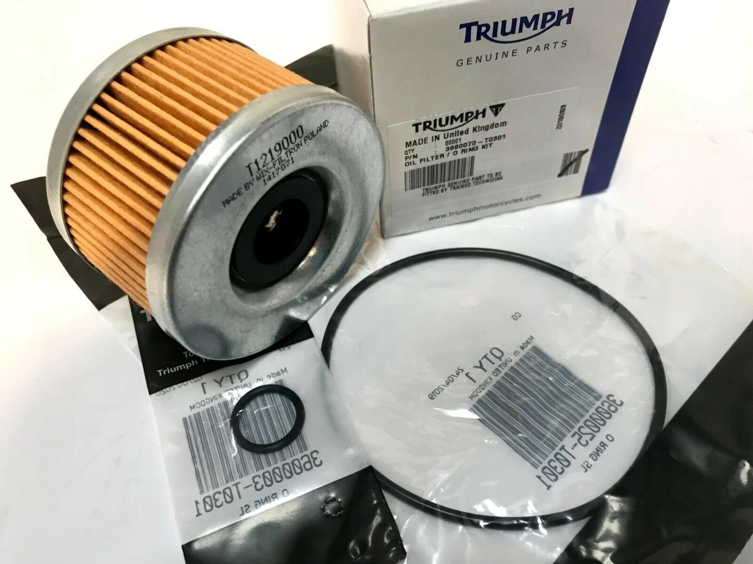Triumph Oil Filter & O-Ring Kit 3 Triumph Oil Filter & O-Ring Kit